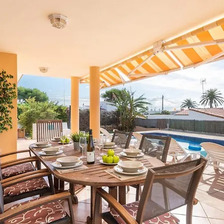 Punta Prima Sleeps 8 With Pool Air Con And Wifi Villa *
